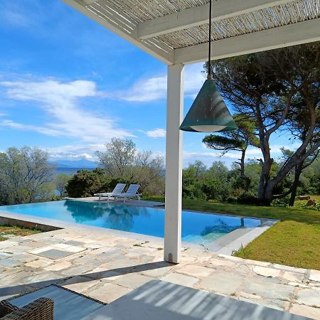 Summer Villa In Pórto Ráfti Exterior photo