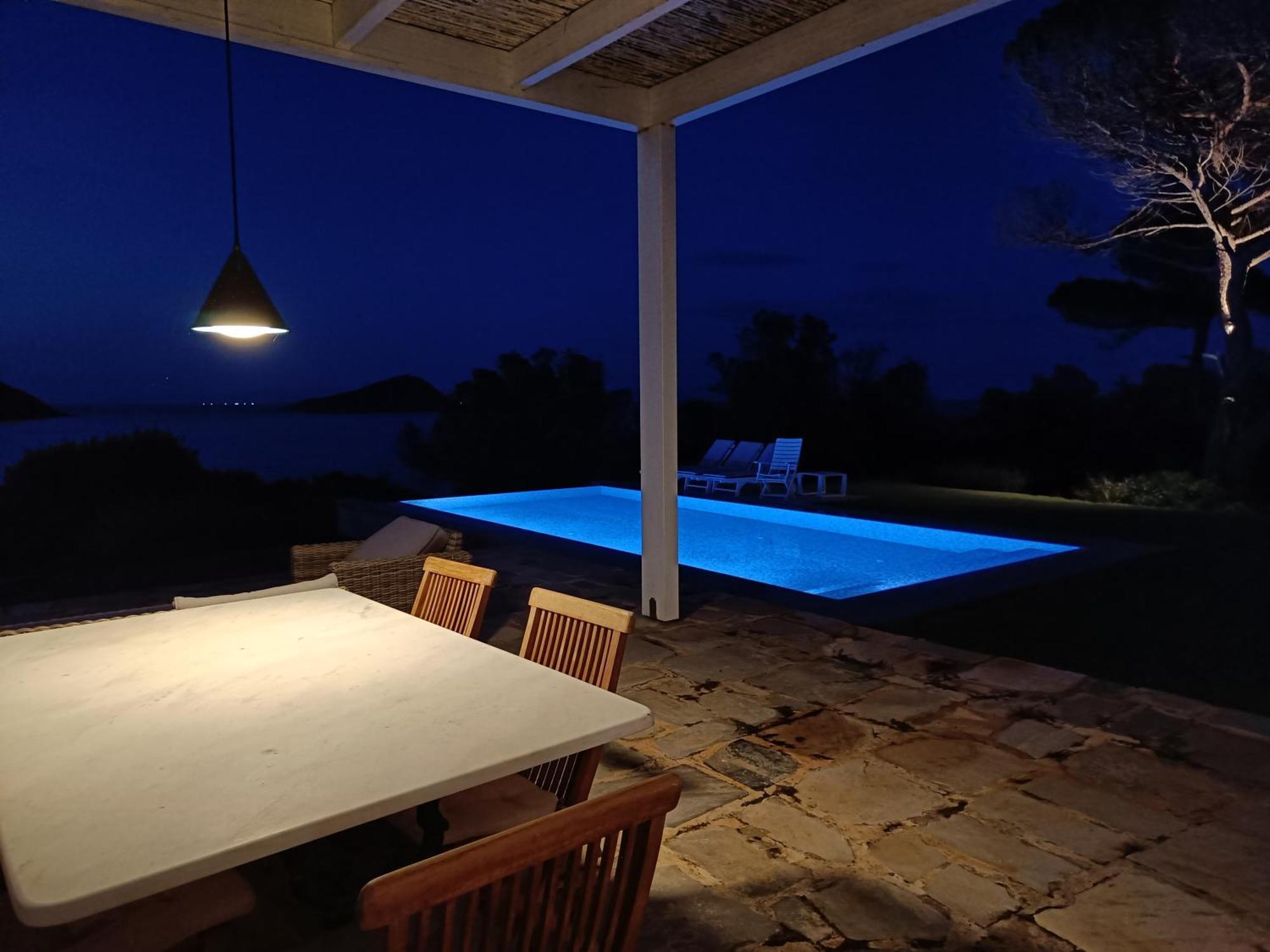 Summer Villa In Pórto Ráfti Exterior photo
